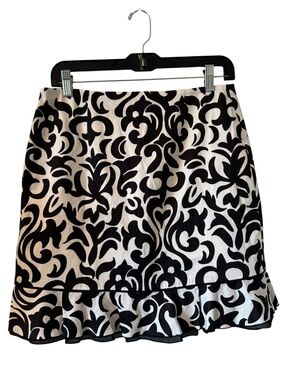 White House Black Market Black and White Patterned Ruffle Hem Skirt 6